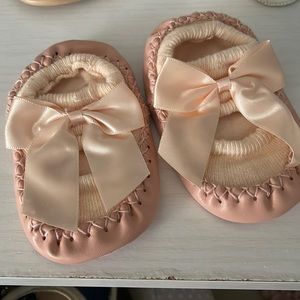 Baby girl dress shoes